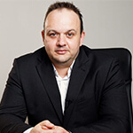 Sven Sulik, examinierte Pflegefachkraft und Gründer von pflegegrad2.com